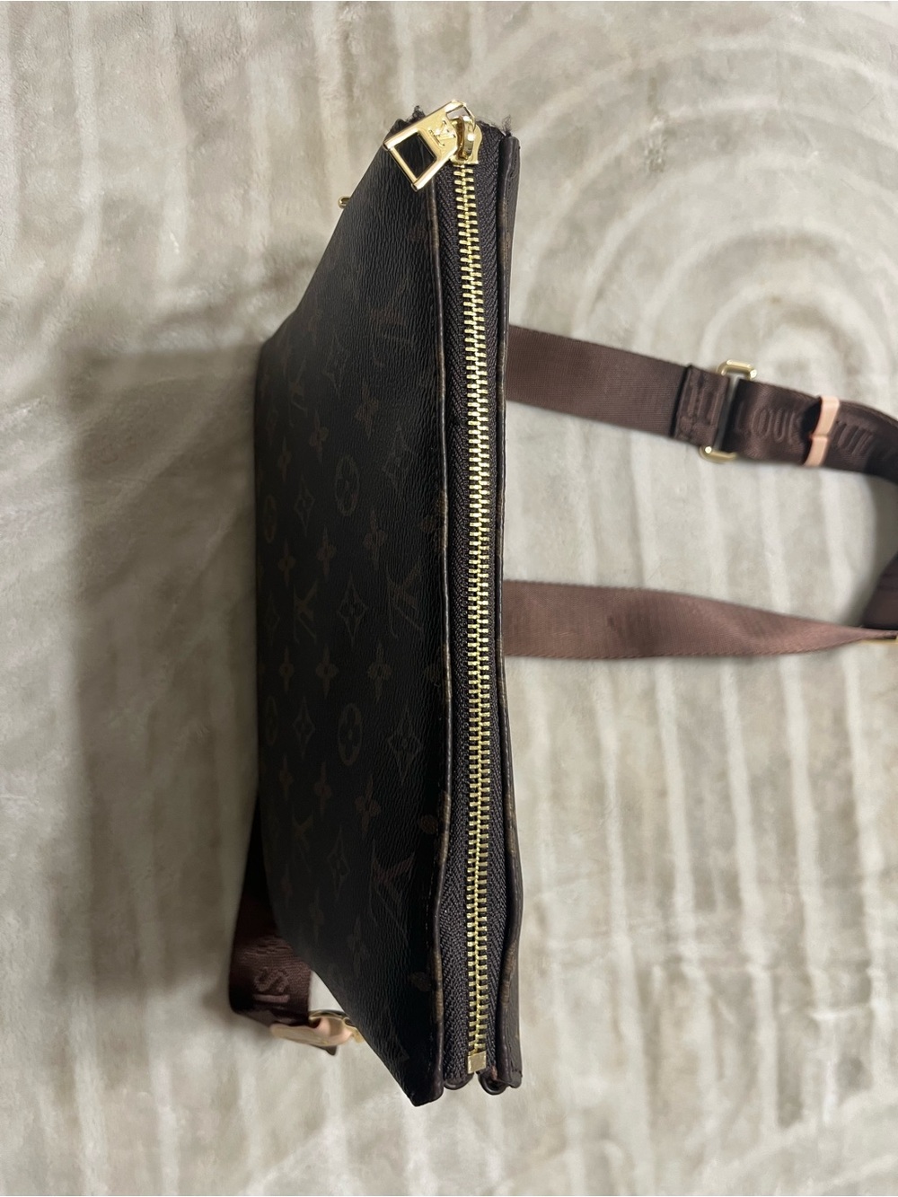 Louis Vuitton Brown Monogram Canvas Messenger with Adjustable Strap - Picture 6 of 13